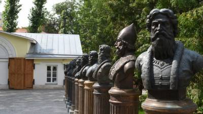 "Аллею правителей России" перенесут из Москвы в Пензу - vesti.ru - Москва - Пензенская обл. - Пенза