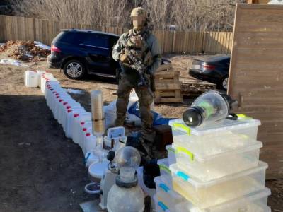 СБУ разоблачила группу, которая производила и сбывала оптовые партии синтетических наркотиков - gordonua.com
