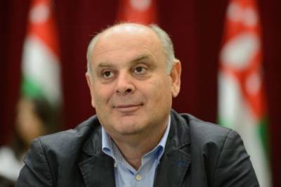 Аслан Бжании - Оппозиционная организация предложила отставку президента Абхазии - aif.ru - Грузия - Апсны