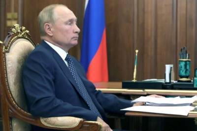 Владимир Путин - Михаил Мишустин - Путин призвал защитить россиян от «ценовых ударов» - aif.ru
