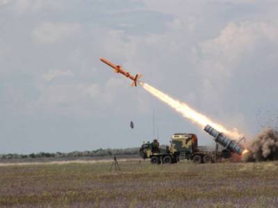Украинские ВМС получат новый мобильный ракетный комплекс - lenta.ua - Киев - Вмс