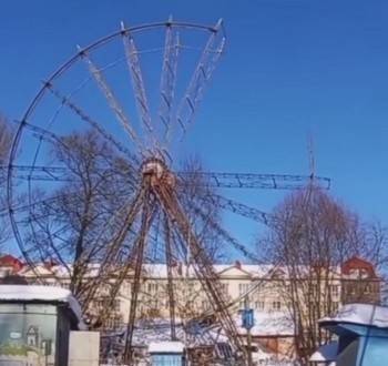 Колесо обозрения в Парке Ветеранов разбирает подрядчик, обрушения не было - vologda-poisk.ru - Вологда