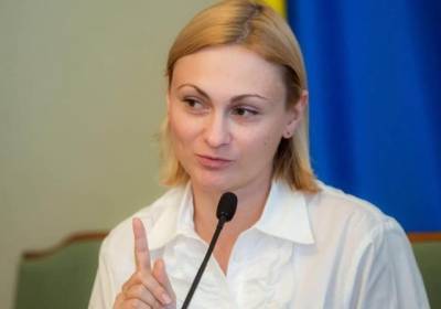 Евгения Кравчук - В Слуге народа уточнили: Центров противодействия дезинформации будет два - kp.ua