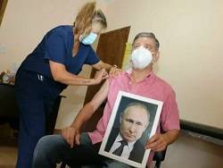 Геннадий Онищенко - "Неверный путь": Онищенко предостерег прививающихся в Москве иностранцев - newsland.com - Москва - Россия