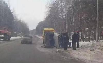 Тюменка, которая перевернулась на УАЗе на Салаирском тракте, находится в реанимации - news.megatyumen.ru - Тюмень
