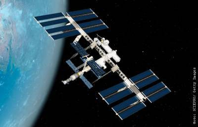 Космонавты в пятницу проверят, прекратилась ли утечка воздуха на МКС - interfax.ru - Москва