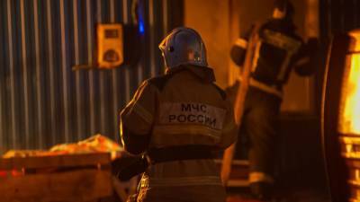 Жилой дом горит на площади 1,5 тысячи "квадратов" в Анапе - nation-news.ru - Анапа - Краснодарский край - Ковров
