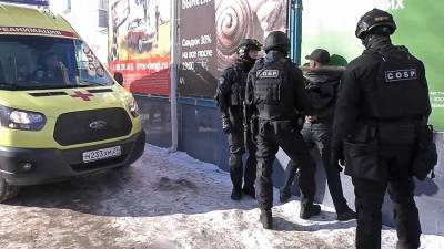 СК возбудил уголовное дело после захвата заложницы в Северодвинске - iz.ru - окр.Ненецкий - Архангельская обл. - Северодвинск