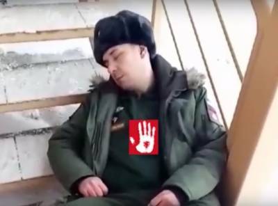Неадекватный житель Троицка в форме прокурора устроил дебош в гостинице Челябинска - znak.com - Донецк - Челябинск - Троицк