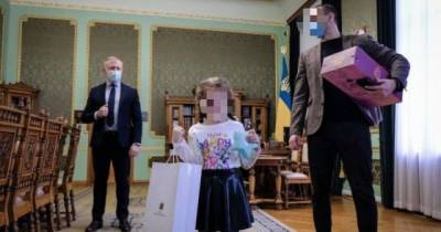 "Отец жлоб": папу девочки, которую в детсаду не поздравили с 8 Марта, травят в соцсетях - tsn.ua - Черновцы
