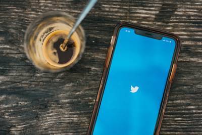 Евгений Зайцев - Роскомнадзор заявил о готовности к диалогу с Twitter - lenta.ru