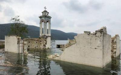 Храм, затопленный в водохранилище Курис - vkcyprus.com - Кипр