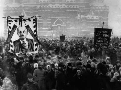 Иосиф Сталин - Клятва верности Ленину: из каких 7 заветов она состояла - russian7.ru