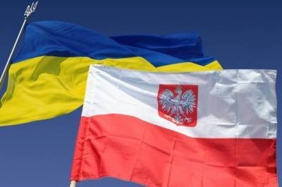 Сколько украинцев имеют действительные виды на жительство в Польше - 24tv.ua
