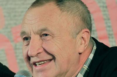 Михаил Мишустин - Андрей Смирнов - Тигран Кеосаян - Режиссер Андрей Смирнов получил поздравления с 80-летием от Мишустина - aif.ru - Афганистан