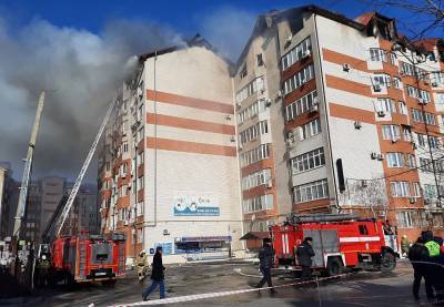 "Мы спали, а дым уже был в квартире": жильцы дома в Анапе рассказали о пожаре - tvc.ru - Анапа