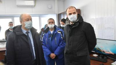 Валерий Радаев - Губернатор Саратовской области посетил крупнейшую солнечную электростанцию региона - vesti.ru - Саратовская обл.