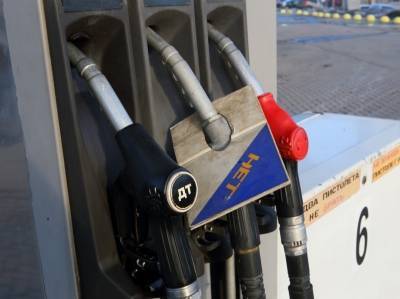 Александр Новак - Рекордному росту цен на бензин в России нашли вялое объяснение - sobesednik.ru - Санкт-Петербург