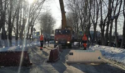 Водоканал полностью перекрыл Гилевский проезд в Тюмени - nashgorod.ru - Тюмень