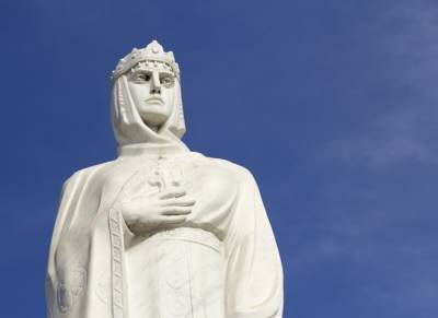 Петр Порошенко - ВЭФ убрал княгиню Ольгу из списка изменивших историю женщин после критики Порошенко - sharij.net