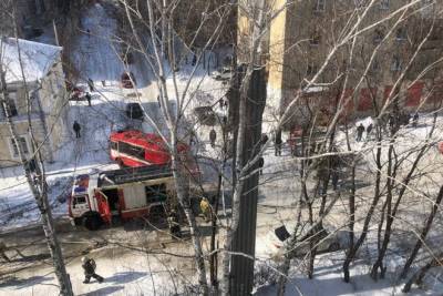 Валерий Горелых - В Екатеринбурге при пожаре в здании НИИ погиб 63-летний мужчина - runews24.ru - Екатеринбург - Свердловская обл.