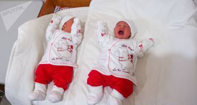 В чем причина рекордного количества близнецов среди новорожденных - исследование ученых - ru.armeniasputnik.am