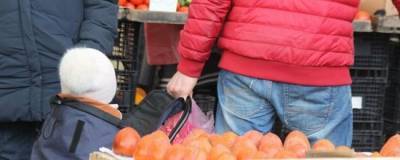 Папа вам не мама: в Одессе на Привозе ребёнка посадили в сумку. Фотофакт - w-n.com.ua - Одесса