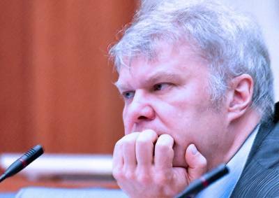 Сергей Митрохин - Стало известно, по какой статье задержали депутата МГД Сергея Митрохина - mskgazeta.ru - Москва