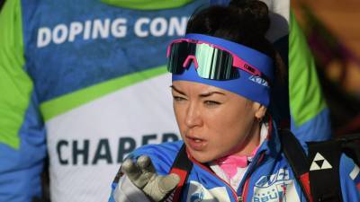 Лариса Куклина - Биатлонистка Куклина призналась, что ей стыдно за свои результаты - russian.rt.com