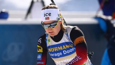 Марта Олсбю-Ройселанн - Норвежская биатлонистка назвала очень опасным инцидент с падением световой мачты - russian.rt.com