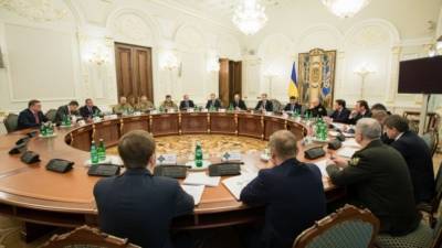 Секретарь СНБО назвал дезинформацией сообщения о наступлении Украины в Донбассе - newinform.com - Украина - Донецк - Луганск - район Киево - Донбасс