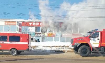 Возгорание на рынке в Сыктывкаре тушат под руководством главного пожарного Коми - bnkomi.ru - респ. Коми - Сыктывкар