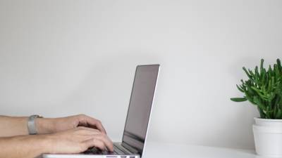 Платформа обратной связи заработает во всех регионах России до конца года - vesti.ru