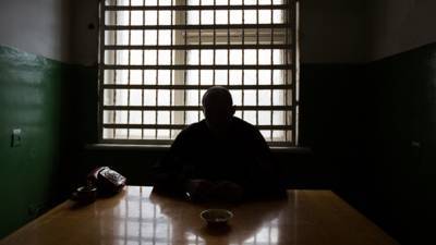 Отсидевший за убийство житель Омска изнасиловал женщину спустя неделю после освобождения - newinform.com - Омск - Томская обл.