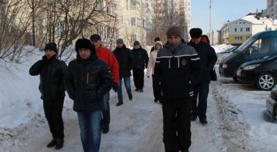 Субботним утром чиновники прогулялись по Юго-Западному в Чебоксарах и остались не совсем довольны - pg21.ru - Чебоксары