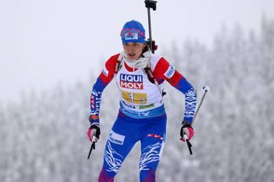 Лариса Куклина - Динара Алимбекова - Франциск Пройс - Российские биатлонистки провели худшую гонку в истории на Кубке мира - lenta.ru