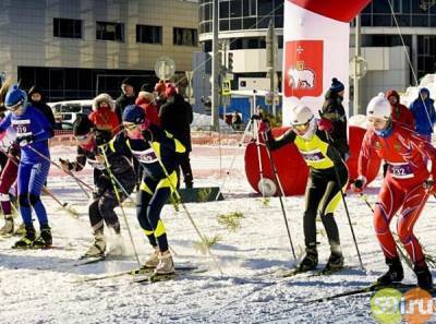 Среди 600 участников третьего лыжного спринта "Ёлки. Пермский период" было много детей - 59i.ru - Пермь