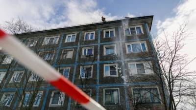 Прыжки на тарзанке с многоэтажного дома возмутили жителей Владивостока - riafan.ru - Владивосток