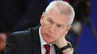 Александр Большунов - Йоханнес Клебо - Олег Матыцин - Юлия Ступак - Матыцин поздравил Большунова и Ступак с победой в масс-стартах - gazeta.ru