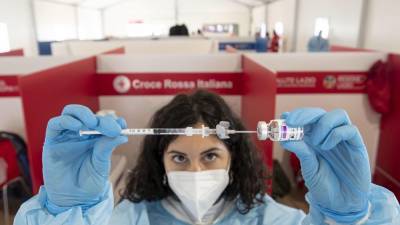Франс Тиммерманс - В Еврокомиссии признали недостатки плана вакцинации ЕС - news-front.info - Австрия - Болгария - Словения - Латвия - Брюссель