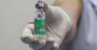 СМИ узнали причину задержки поставок вакцины AstraZeneca в Евросоюз - reendex.ru - Бельгия - Голландия