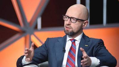 Арсений Яценюк - Яценюк: новая власть хочет достроить мою «Стену» - sharij.net