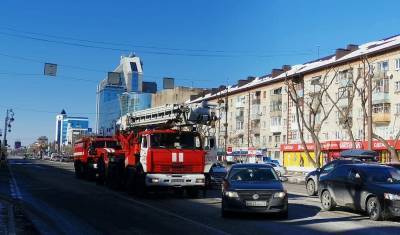 В центре Тюмени пожарная машина зацепила легковой автомобиль - nashgorod.ru - Тюмень