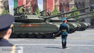 Виктор Баранец - Баранец объяснил, почему российские танки вызывают зависть у Великобритании - politros.com - Англия - Великобритания
