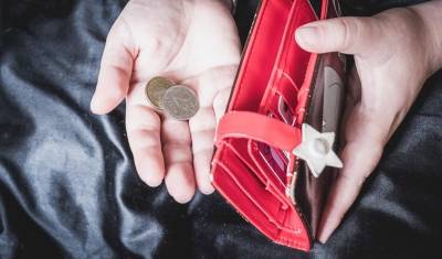 Подозрительная бедность: зачем чиновникам считать сбережения россиян - mkset.ru