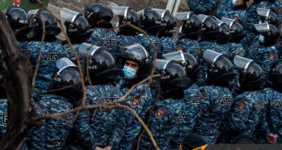 Никола Пашинян - Мороженое для президента и омбудсмен VS власти: фотохроника знаковых событий в Армении - ru.armeniasputnik.am - Армения