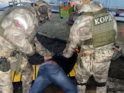 "Возмутился, что не было фейерверков". В Винницкой области мужчина на празднике стрелял в воздух и обесточил часть Томашполя - gordonua.com - Винницкая обл.