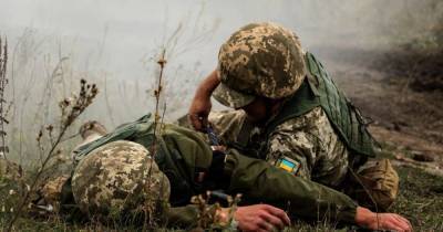 На Донбассе ранили украинского военного - dsnews.ua