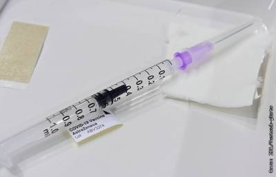 Ирландия приостановила использование вакцины AstraZeneca - interfax.ru - Москва - Норвегия - Дания - Ирландия