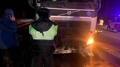 Валерий Горелых - В ДТП под Екатеринбургом погибло пять человек - m24.ru - Екатеринбург - Тюмень - Свердловская обл.